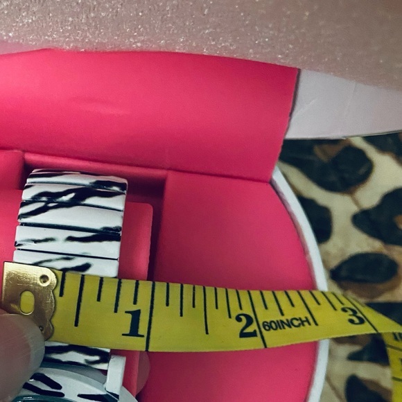 Isaac Mizrahi Live Crystal Bezel Animal Print Bracelet Band - Picture 6 of 7